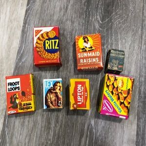 My merry dollhouse accessories